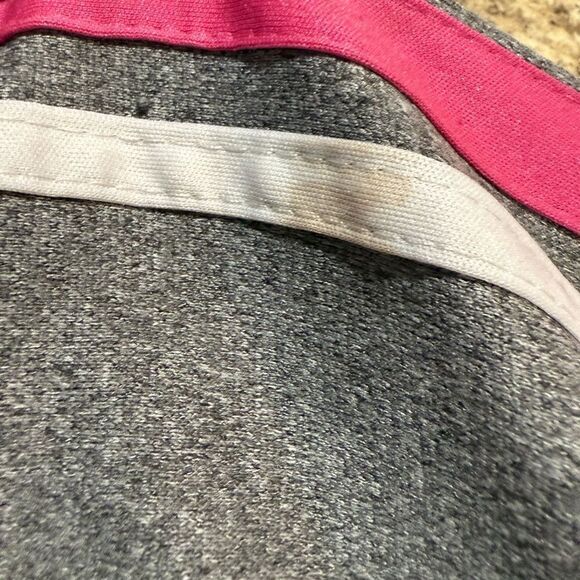 Fame 4 15 stretchy gray with pink and white stripe measures to 2X - Picture 10 of 10